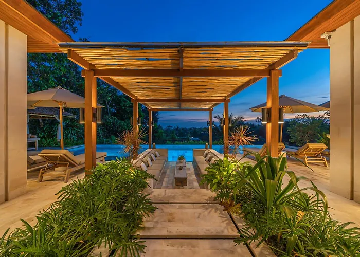 Rosita - Stunning 5br - Sauna, Gym, Rice Field Views *