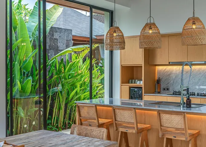 Rosita - Stunning 5br - Sauna, Gym, Rice Field Views فيلة
