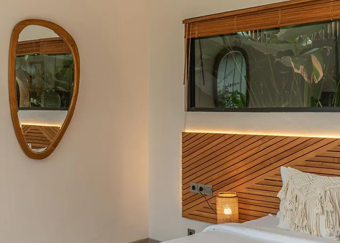 Rosita - Stunning 5br - Sauna, Gym, Rice Field Views فيلة أوبود